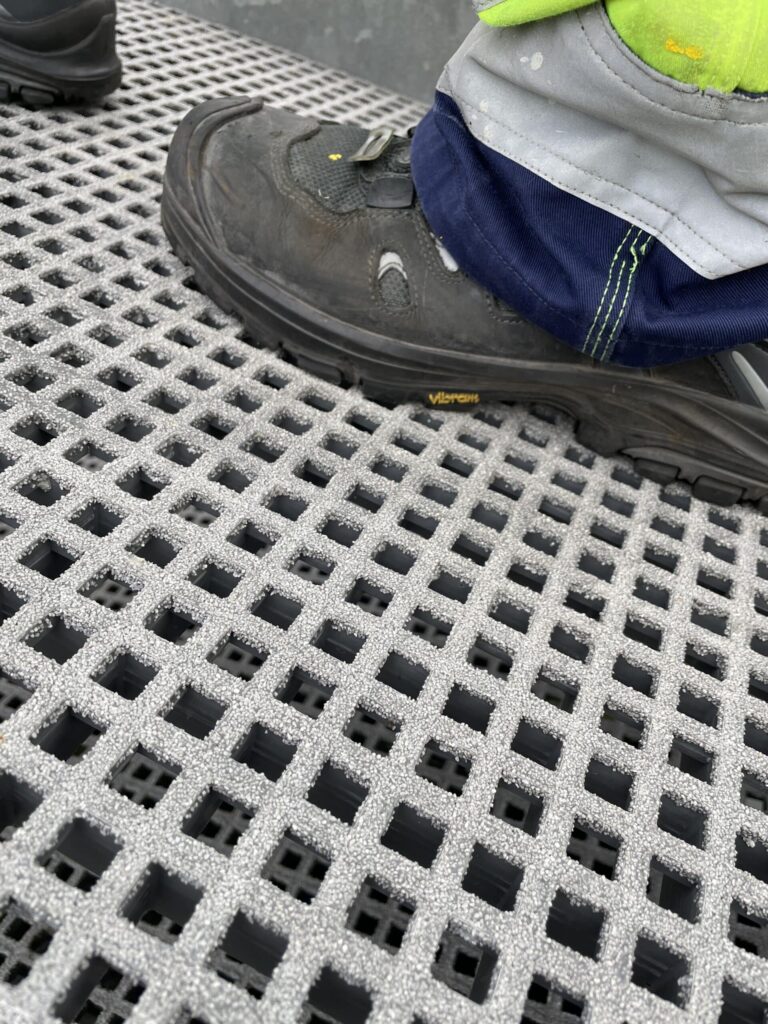 slip resistant step on gratings